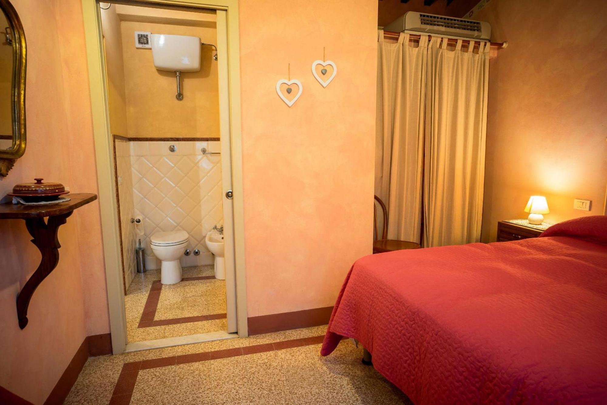 Marta Guest House Lucca Zimmer foto
